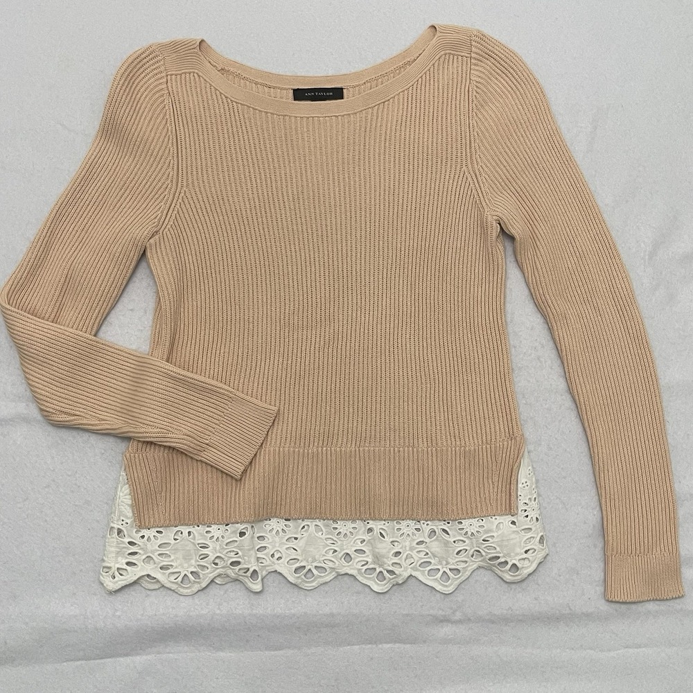 Ann Taylor Women's Medium Beige Ribbed Cotton Sweater Eyelet Lace Hem